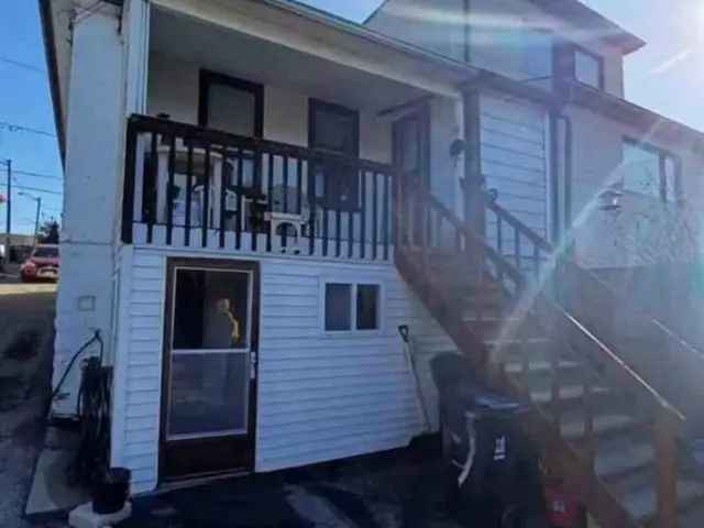 House For Sale in Toronto, Ontario