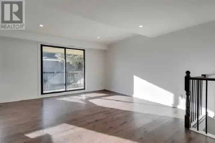 2-Bedroom Townhome for Rent in Woodlands