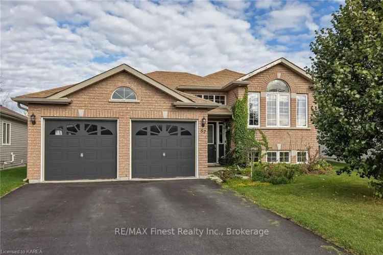 House For Sale in Greater Napanee, Ontario