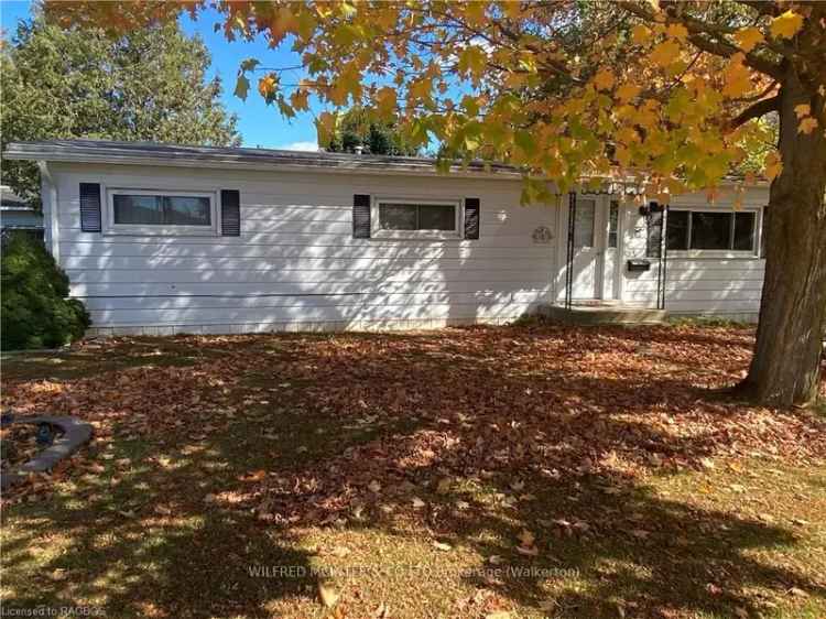 House For Sale in Brockton, Ontario