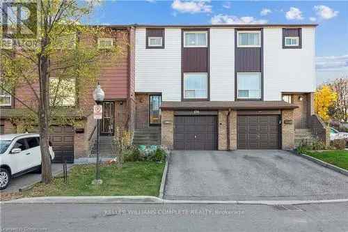 Townhouse For Sale In Applewood Mississauga