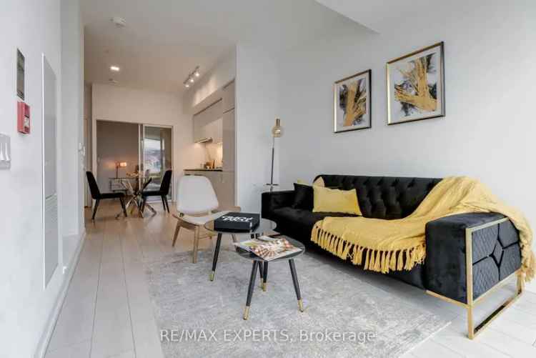 Condo For Rent in Vaughan, Ontario