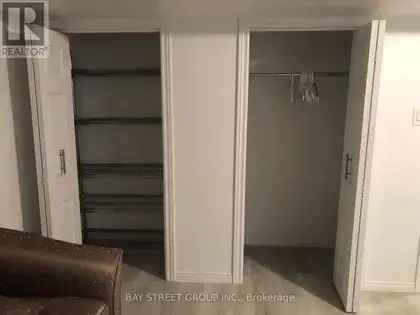 2 Bedroom Basement Apartment Toronto Steeles 69m² Renovated