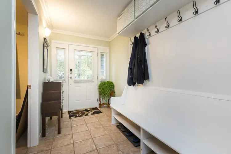Sandy Hill 3+2 Bedroom Home with In-Law Suite and RV Parking
