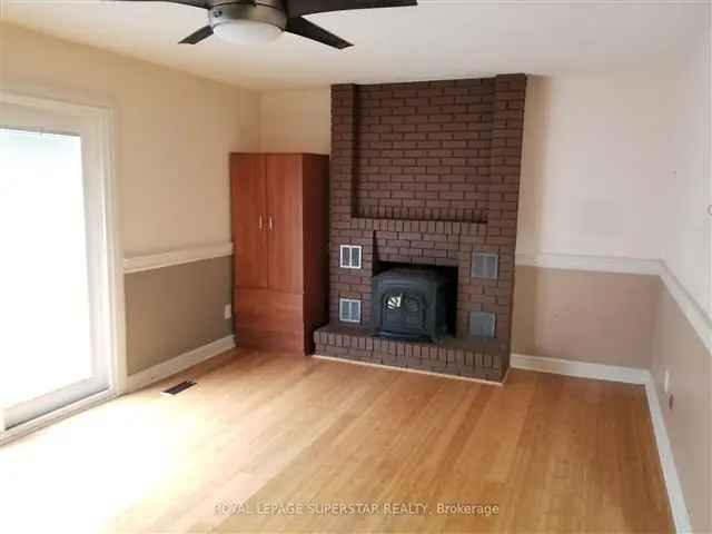 Gorgeous 4BR 2WR Heart Lake Home Near Schools and Amenities