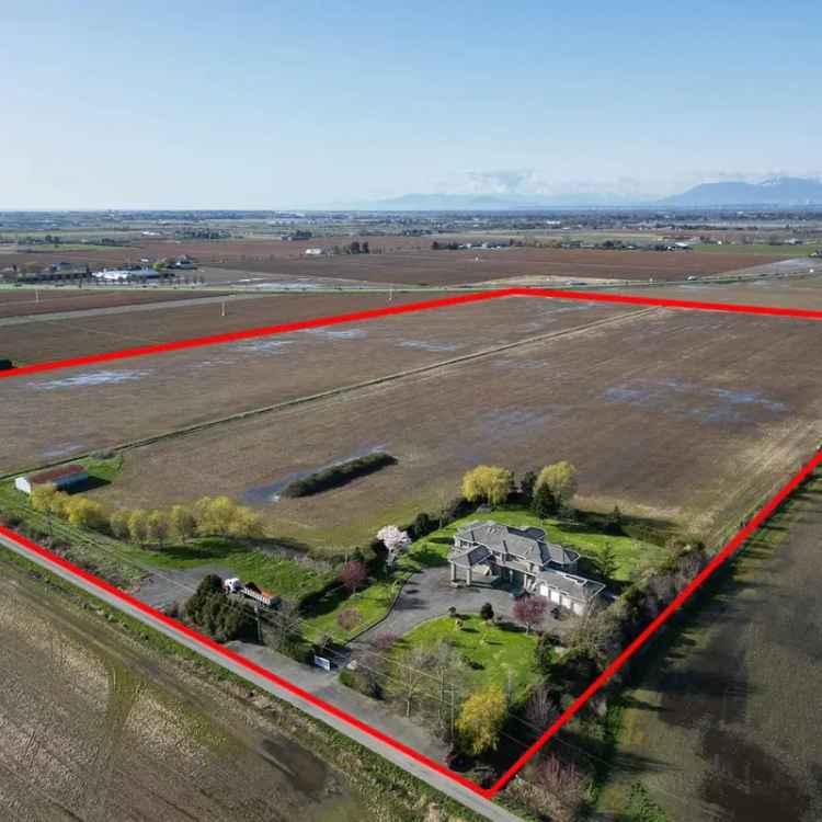 Luxury 56.5-Acre Estate near Hwy 17
