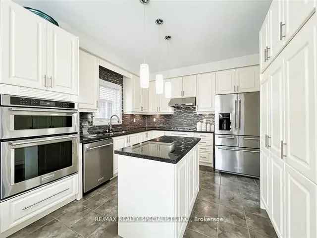 4 2 Bedroom House 3000 Sq Ft Finished Basement Credit Valley Brampton