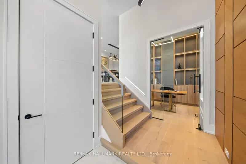 Luxury Custom Built Home in South Leaside