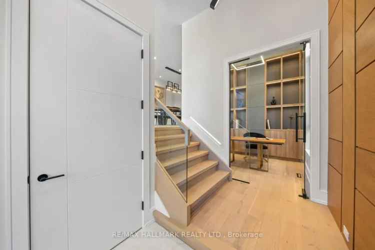 Luxury Custom Built Home in South Leaside