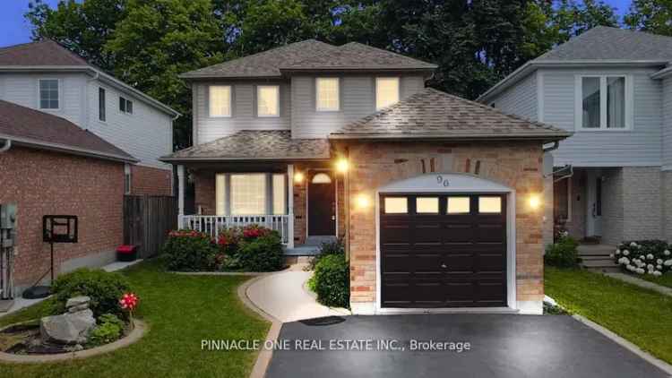 House For Sale in Barrie, Ontario