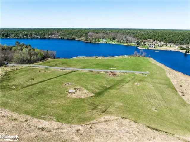 Doe Lake Waterfront Home 3 Acres 200ft Waterfront