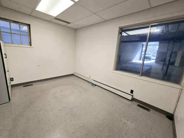 Office For Sale in Medicine Hat, Alberta