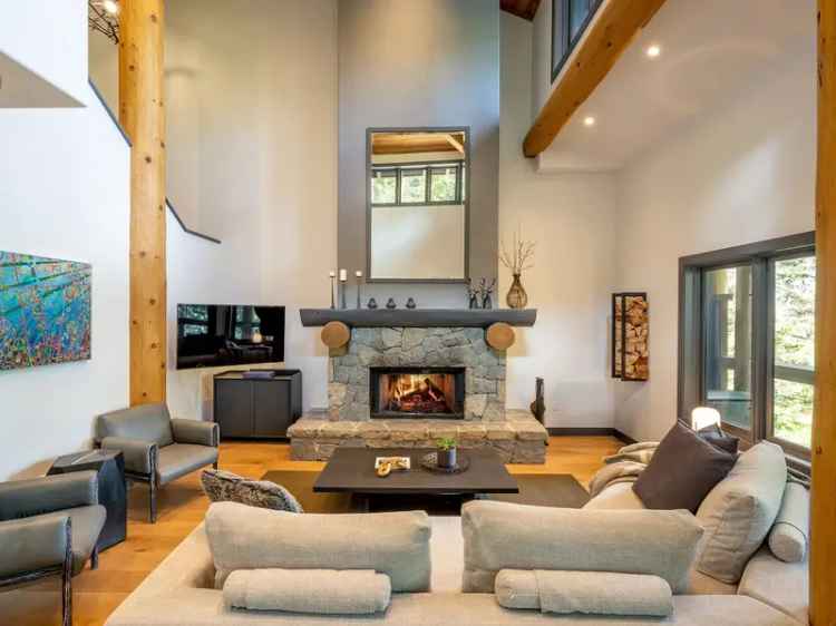 Whistler Ski-in Ski-out Townhome 4 Beds 35 Baths