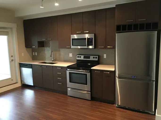 Apartment For Rent in Port Coquitlam, British Columbia