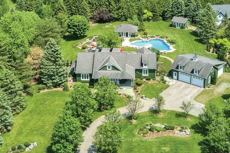 Luxury buy bungalow in private rural setting with pool and spacious backyard