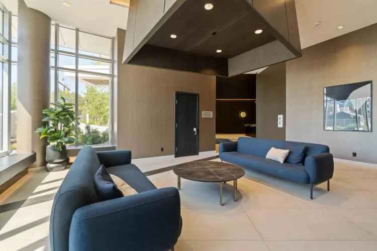 Luxury 2 Bed 3 Bath Townhouse in Apex North Vancouver