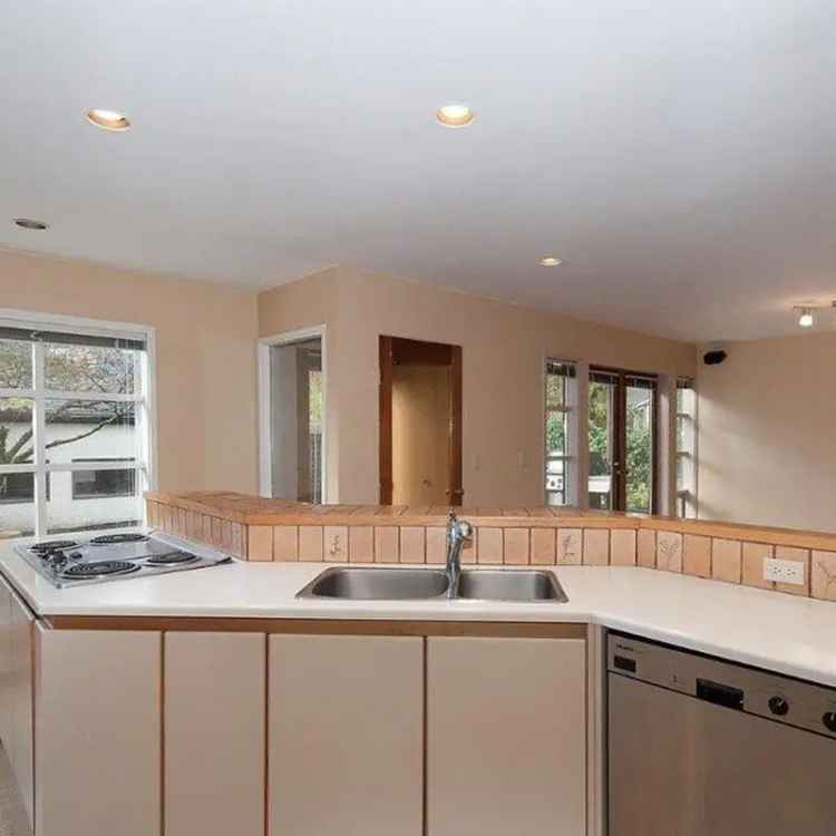 Kerrisdale 3-Bed 2.5-Bath House for Rent
