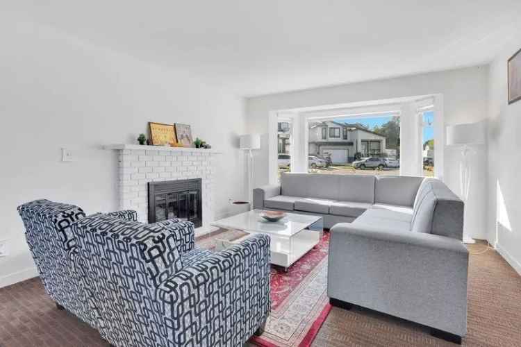 3 Bedroom House in Queen Mary Park Surrey