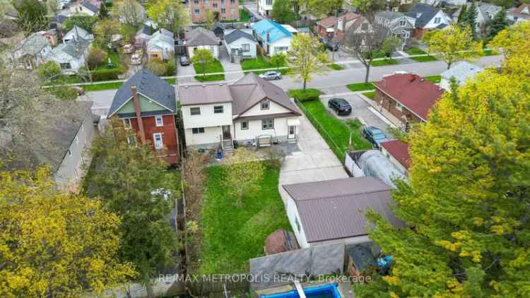 House For Sale in Oshawa, Ontario