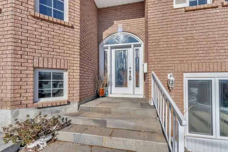 House For Sale in 1600, Forster Avenue, Peterborough, Ontario