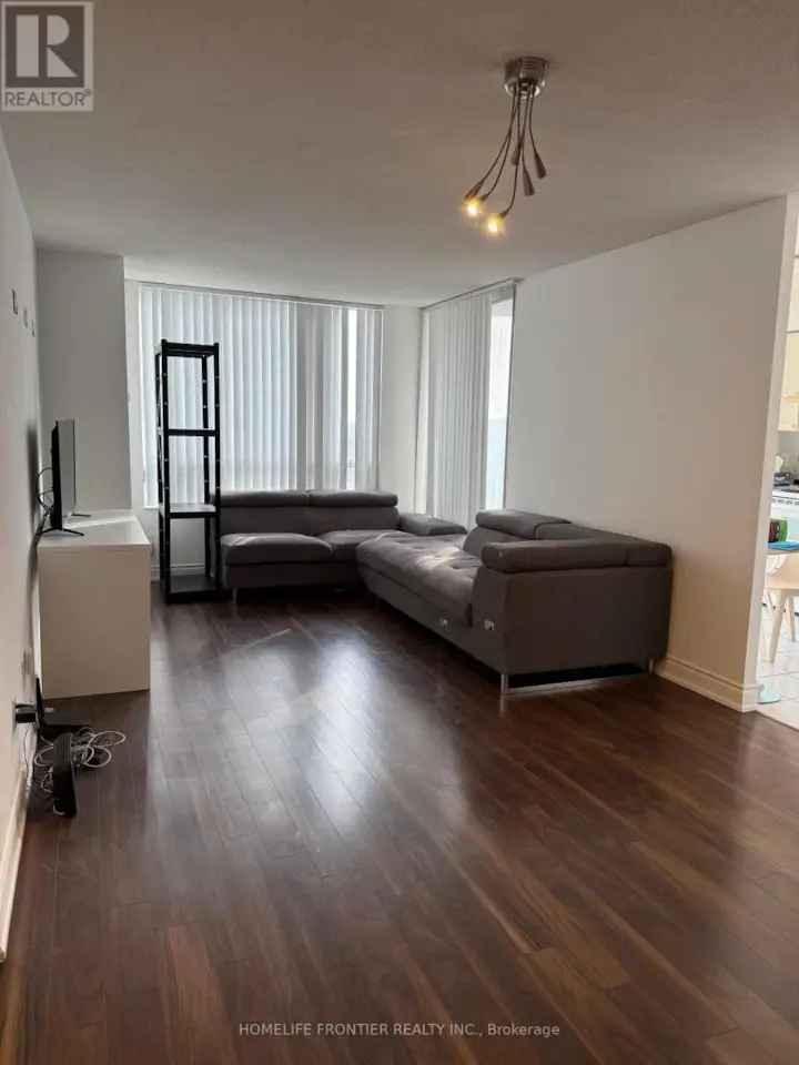 Spacious Penthouse in Top School Zone - Unobstructed Views