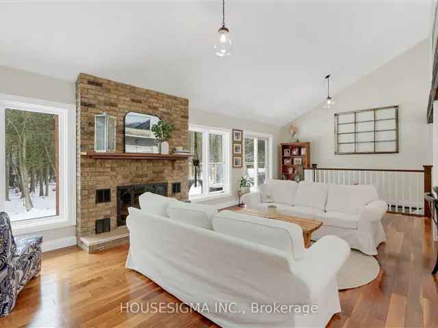 House For Sale in Shelburne, Ontario