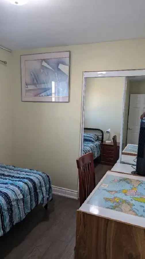 $650/Month room for rent. Area Keele & Sheppard.