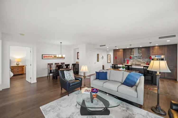 Spectacular 3-Bedroom Condo in White Rock with Panoramic Views