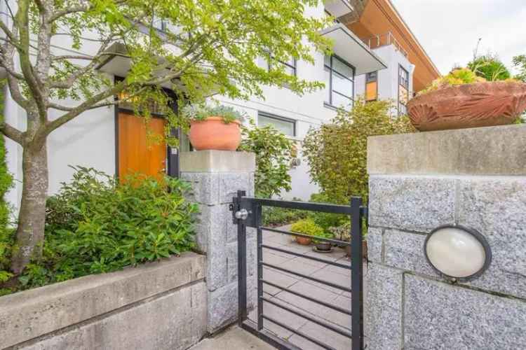 Townhouse for Sale Near U-Hill Elementary and Secondary