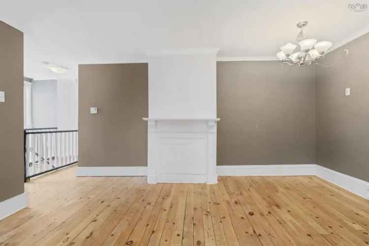 Duplex For Sale in 2407, Creighton Street, Halifax