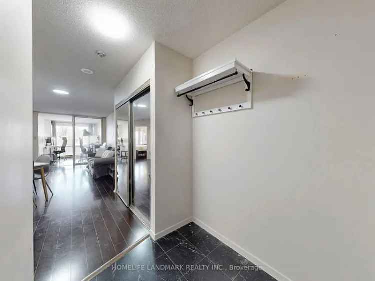 Spacious 1 1 Condo near U of T  Amazing Amenities Parking Locker Included