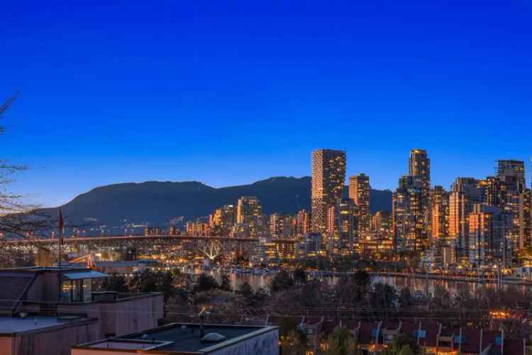 Fairview Slopes Bi Level Home Panoramic Views False Creek North Shore