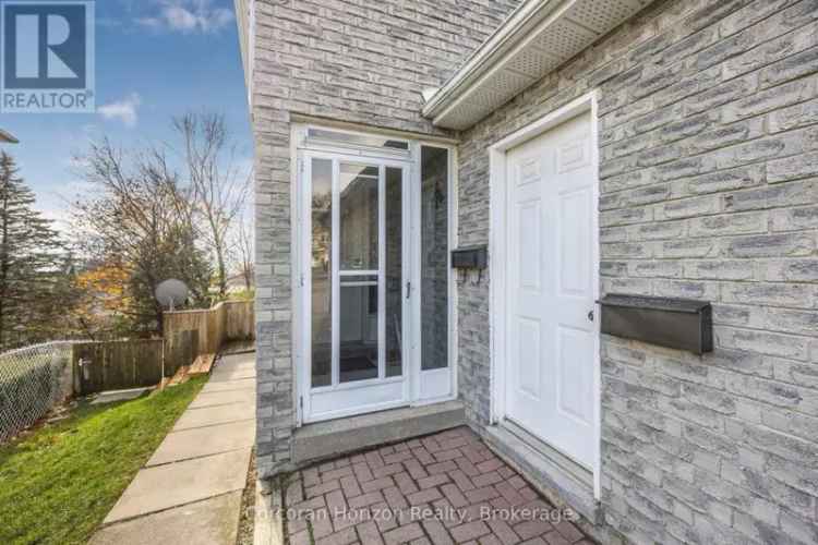 House For Sale in 28, Fox Run, Barrie, Ontario