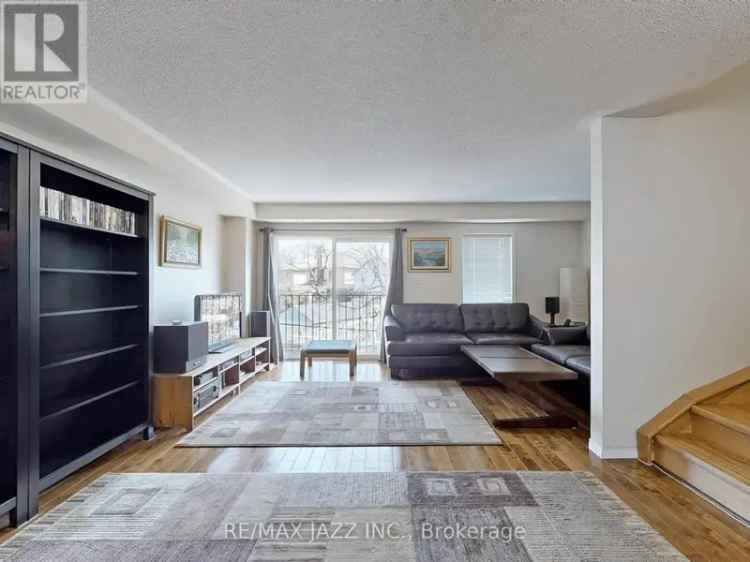 Bright Townhome Near Amenities Updated Kitchen Included Furniture