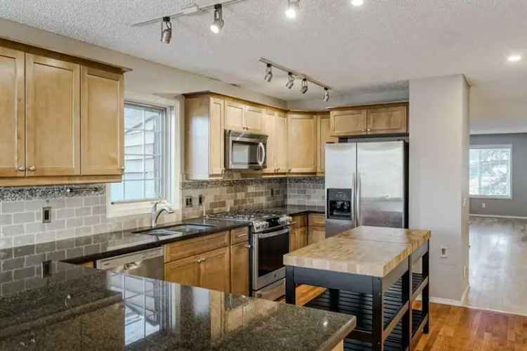 House For Rent in Calgary, Alberta