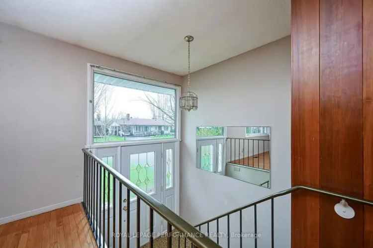 3 1 Bed 15 Bath Hi Ranch Riverside Park Family Home