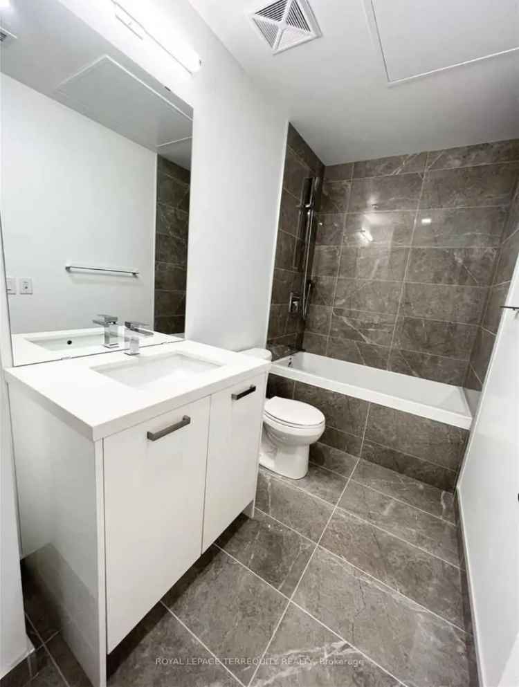 Downtown Toronto 1-Bedroom Condo - Modern Urban Living