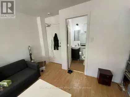 1 room apartment of 267 m² in Toronto