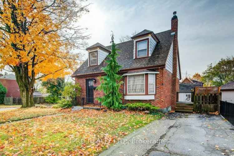 House For Sale in Cambridge, Ontario