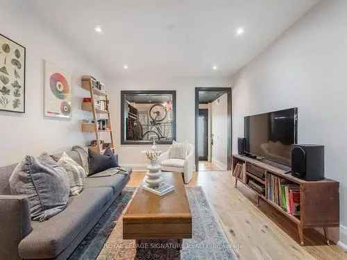1+1 Bedroom Semi-Detached House for Sale in Toronto
