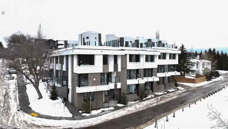 House For Sale in Calgary, Alberta