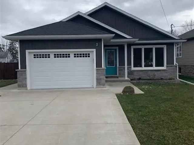 House For Sale in Thorold, Ontario