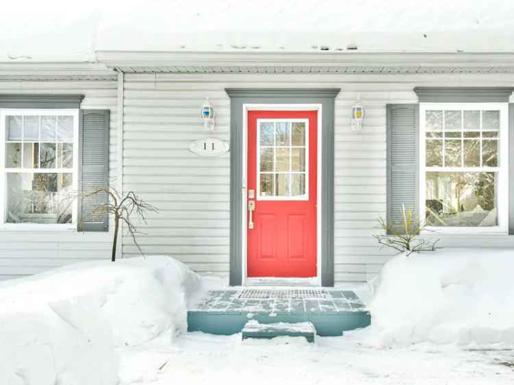 Bungalow for Sale in Saint Sauveur