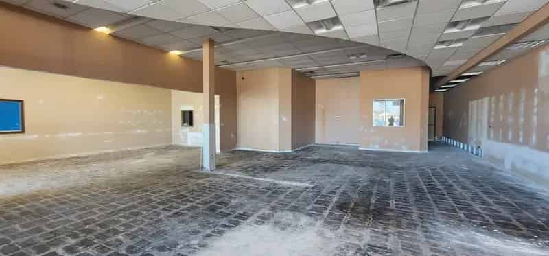 Retail Space in South East London Plaza 2130 sq ft