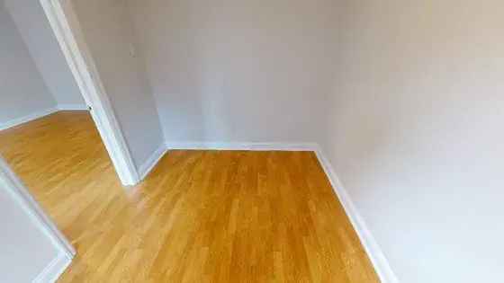 1 room apartment of 399 m² in Ottawa