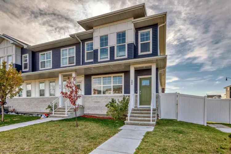 Townhouse For Rent in Chestermere, Alberta