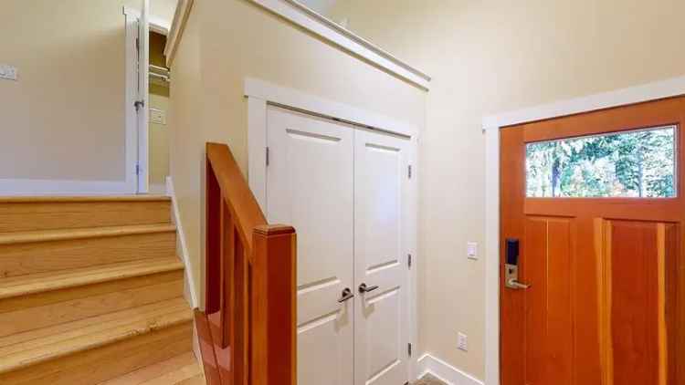 Townhouse for Sale: 2 BR, 2 BA, 1/4 Share Ownership at Painted Boat Resort