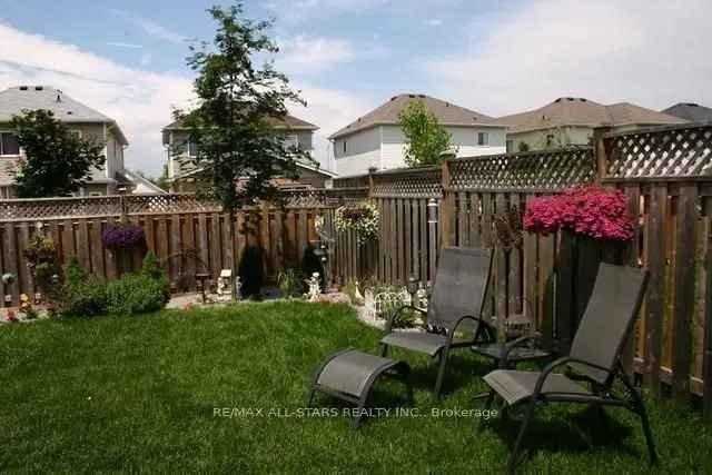 4 Bedroom 3 Bathroom Home in Port Perry