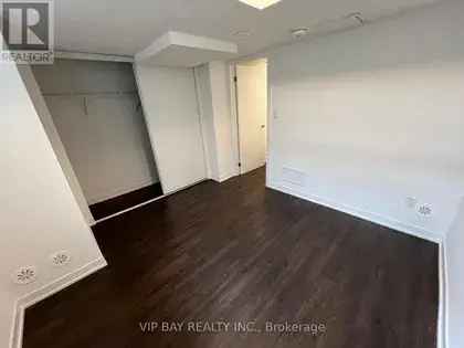 1 room apartment of 241 m² in Toronto