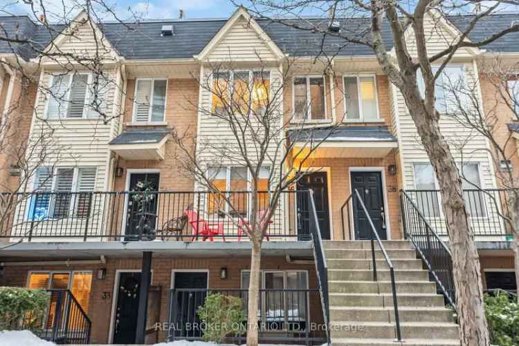 Spacious 3-Bedroom King West Townhome with Rooftop Terrace